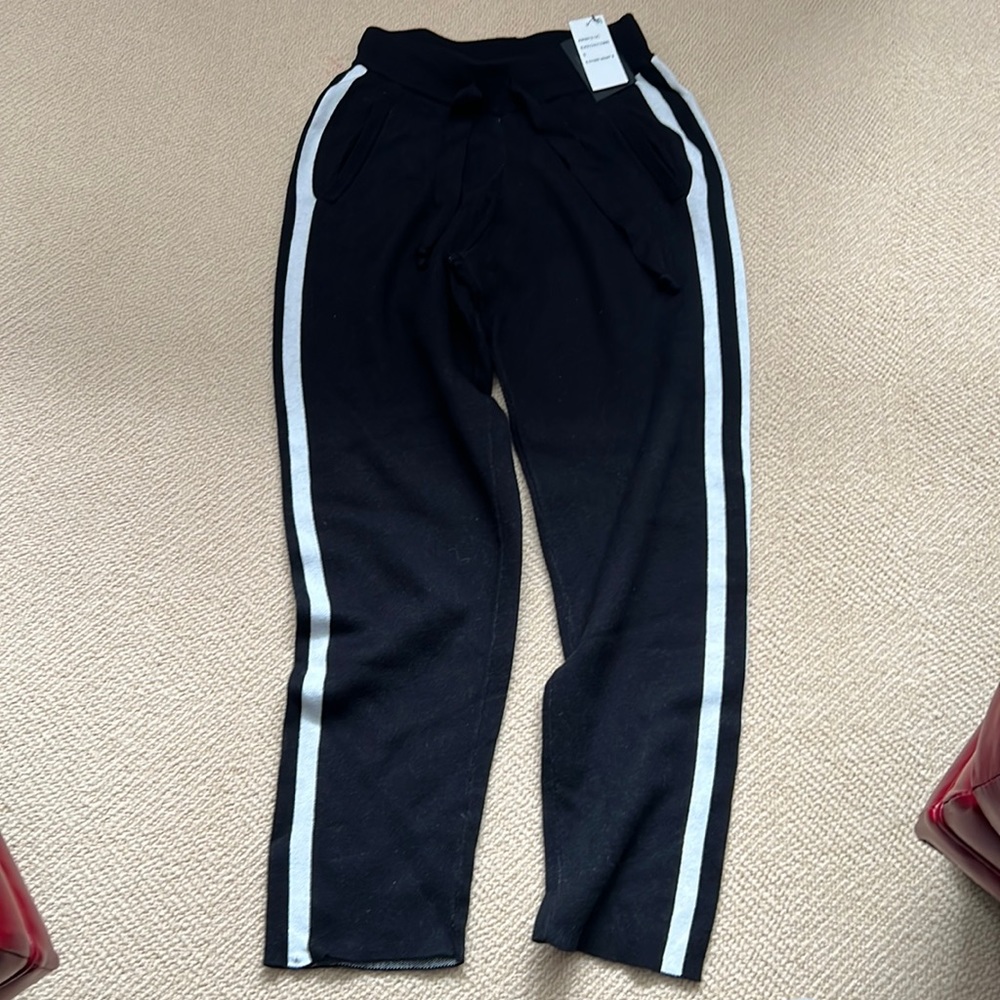 NWT ATM leggings. Wool with tie waist  super comfy leisure wear.
